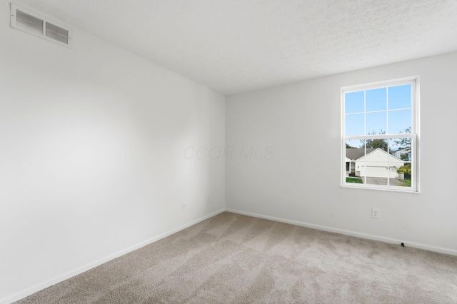 3363 Andover Strait, Grove City, OH 43123