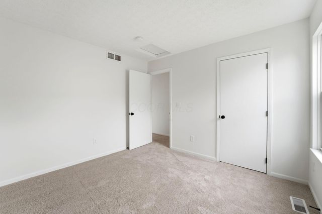 3363 Andover Strait, Grove City, OH 43123