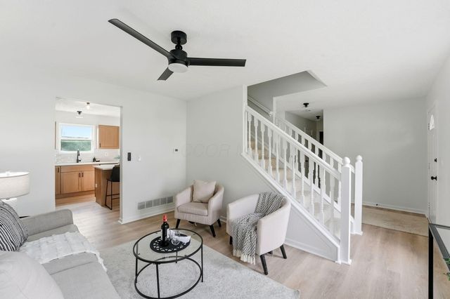 3363 Andover Strait, Grove City, OH 43123