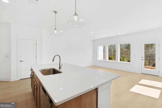 442 Laurelwood Lane, Canton, GA 30114