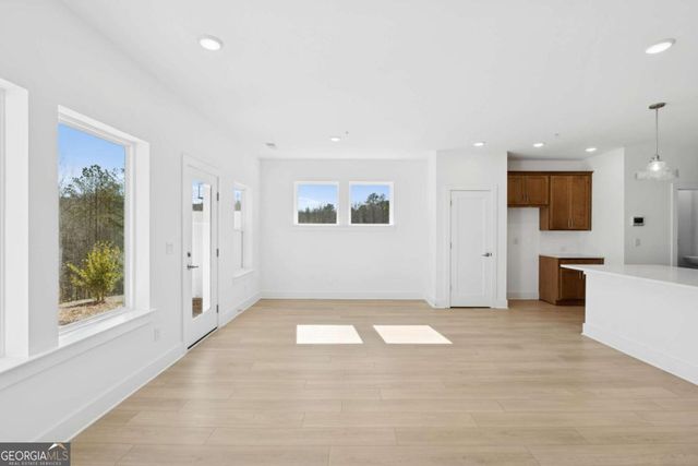 442 Laurelwood Lane, Canton, GA 30114