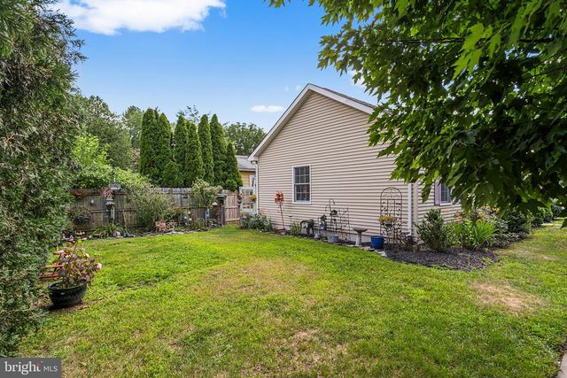 57 SMITH AVE, Hamilton, NJ 08619