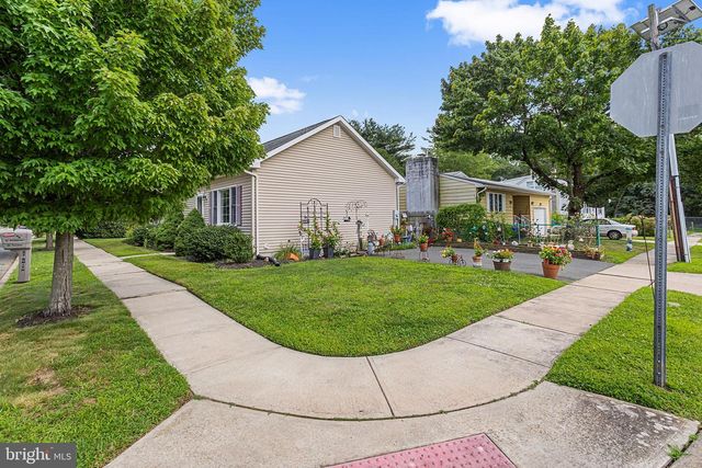 57 SMITH AVE, Hamilton, NJ 08619