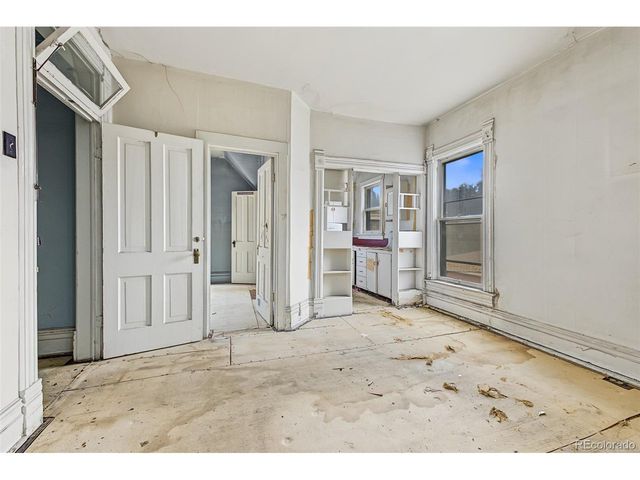 2140 N Franklin St, Denver, CO 80205