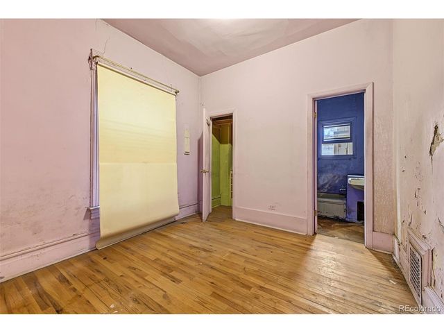 2140 N Franklin St, Denver, CO 80205