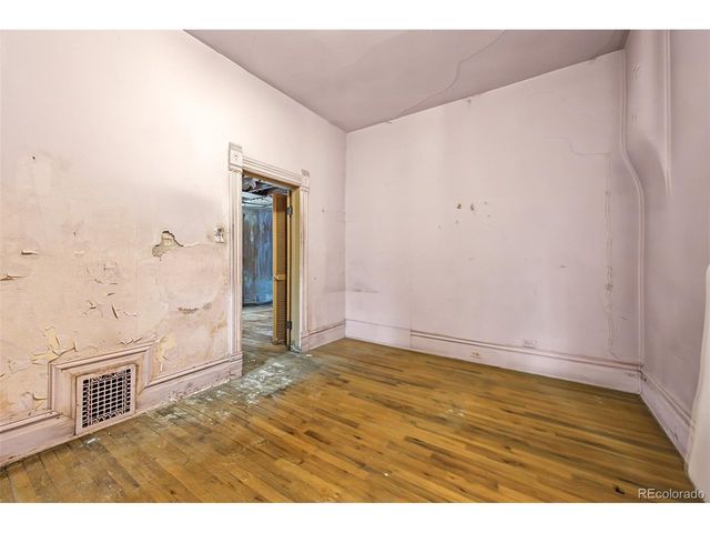 2140 N Franklin St, Denver, CO 80205