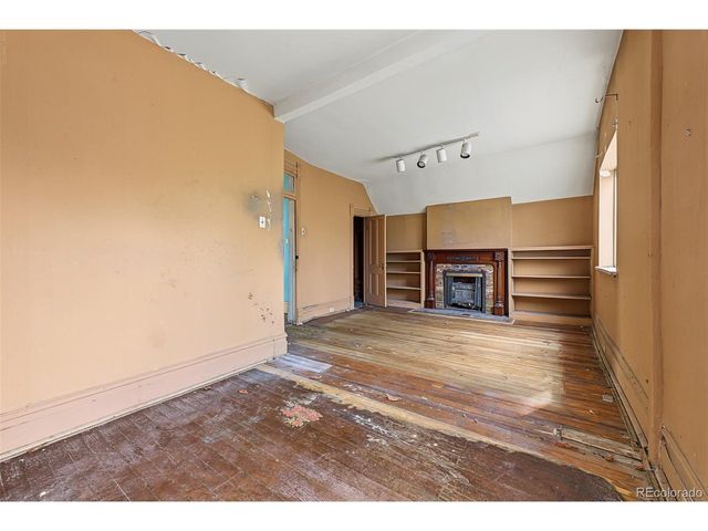 2140 N Franklin St, Denver, CO 80205