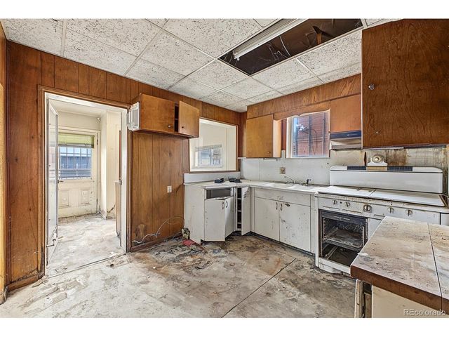 2140 N Franklin St, Denver, CO 80205