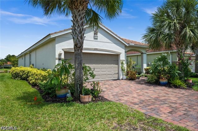 2190 Summersweet DR, Alva, FL 33920