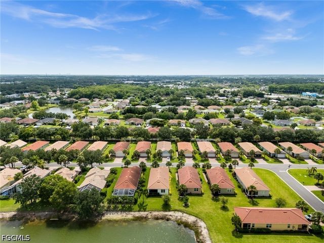 2190 Summersweet DR, Alva, FL 33920