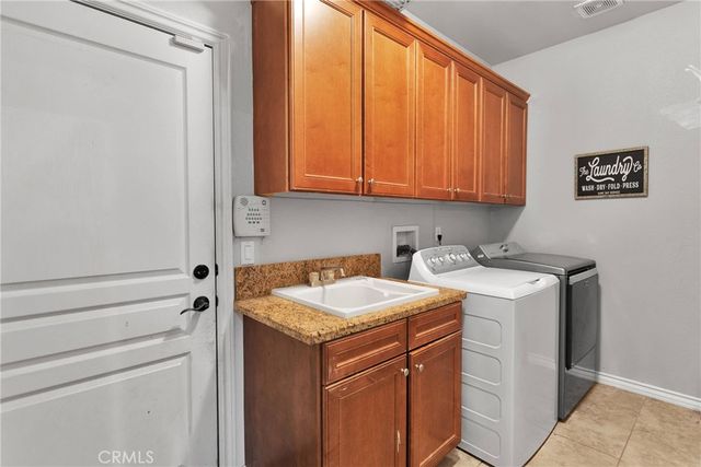 26822 Corona Drive, Helendale, CA 92342