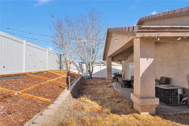 26822 Corona Drive, Helendale, CA 92342