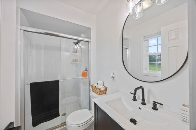 313 Thunderbird Drive, Marshalltown, IA 50158