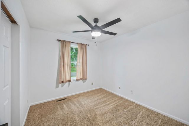313 Thunderbird Drive, Marshalltown, IA 50158