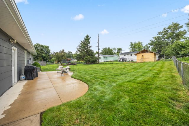 313 Thunderbird Drive, Marshalltown, IA 50158