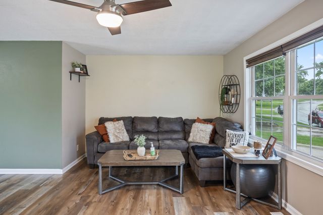 313 Thunderbird Drive, Marshalltown, IA 50158