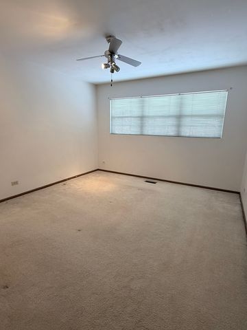 1817 Altoona Court, Schaumburg, IL 60194