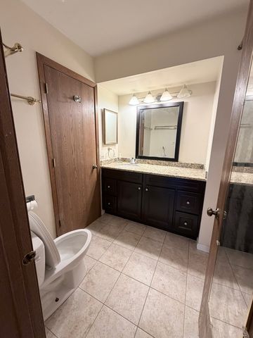 1817 Altoona Court, Schaumburg, IL 60194