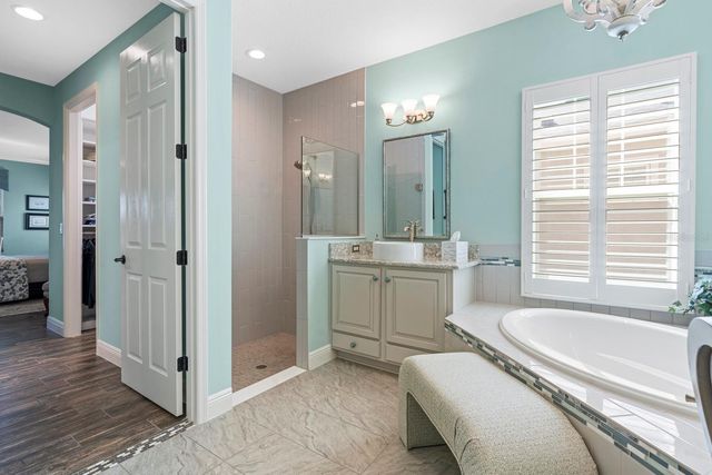 7328 PARADISO DRIVE, Apollo Beach, FL 33572