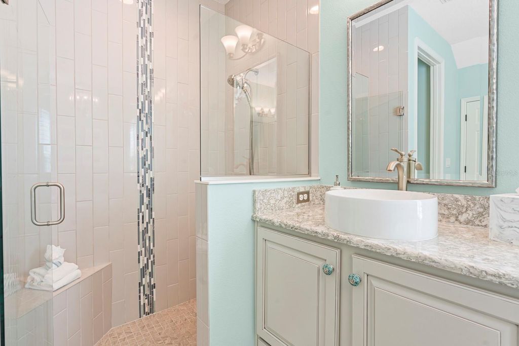 Image 28 of property listing at 7328 PARADISO DRIVE, Apollo Beach, FL 33572