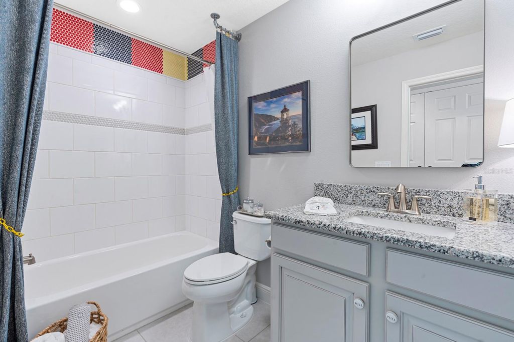 Image 41 of property listing at 7328 PARADISO DRIVE, Apollo Beach, FL 33572