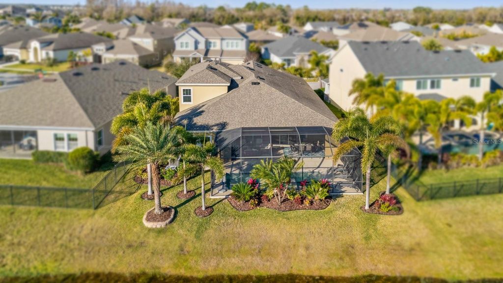 Image 52 of property listing at 7328 PARADISO DRIVE, Apollo Beach, FL 33572