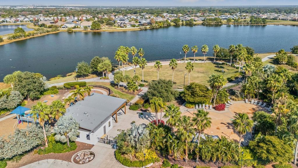 Image 64 of property listing at 7328 PARADISO DRIVE, Apollo Beach, FL 33572