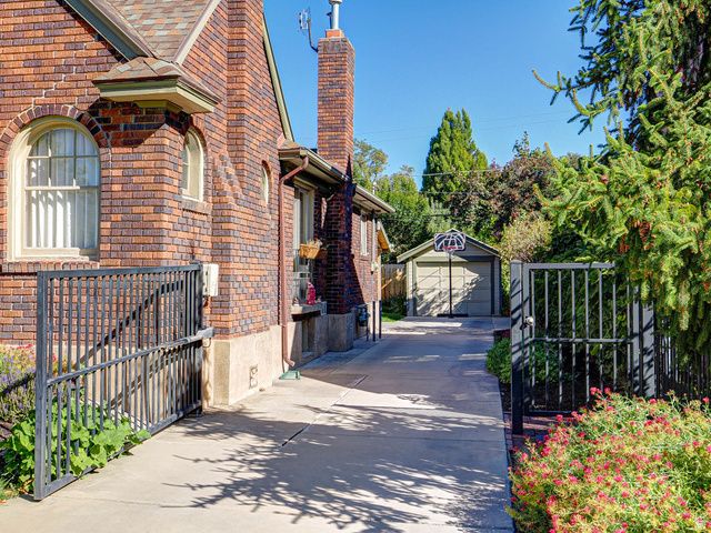 1665 E HARVARD AVE, Salt Lake City, UT 84105