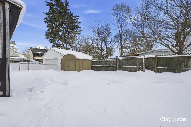 1836 Buchanan Avenue, Grand Rapids, MI 49507