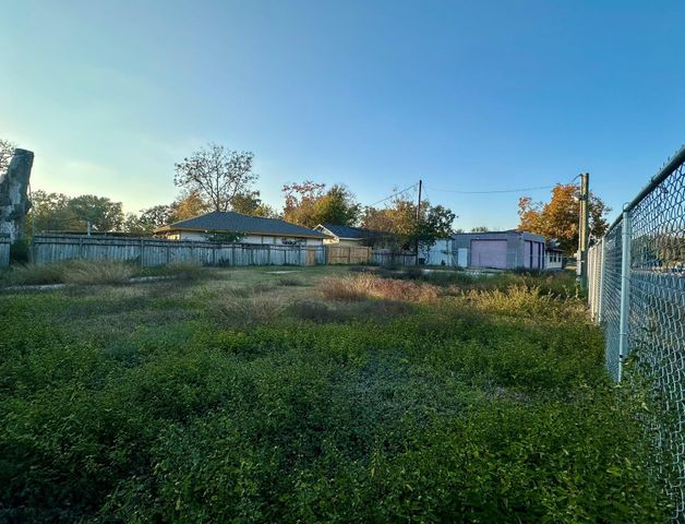 5739 Sweetbriar Street, Houston, TX 77017