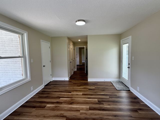2825 Lylewood Rd, Woodlawn, TN 37191