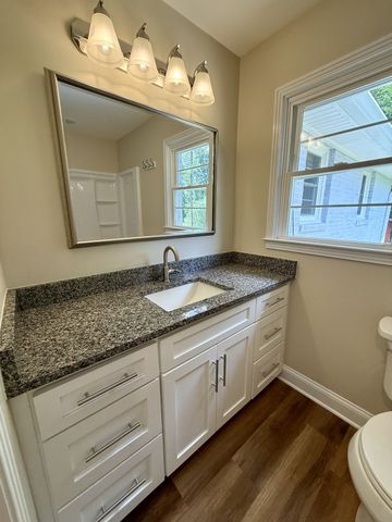 2825 Lylewood Rd, Woodlawn, TN 37191