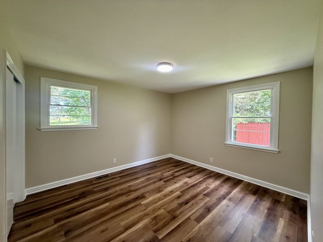 2825 Lylewood Rd, Woodlawn, TN 37191