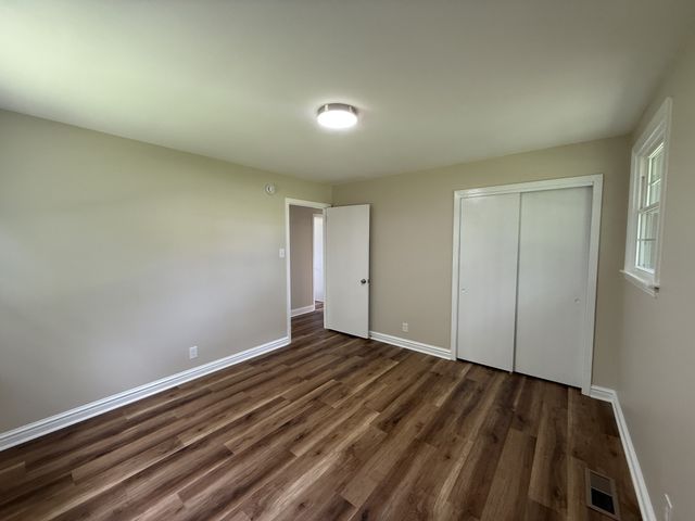 2825 Lylewood Rd, Woodlawn, TN 37191