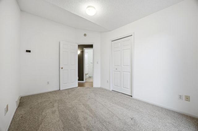 1059 Sommerset Place, West Fargo, ND 58078