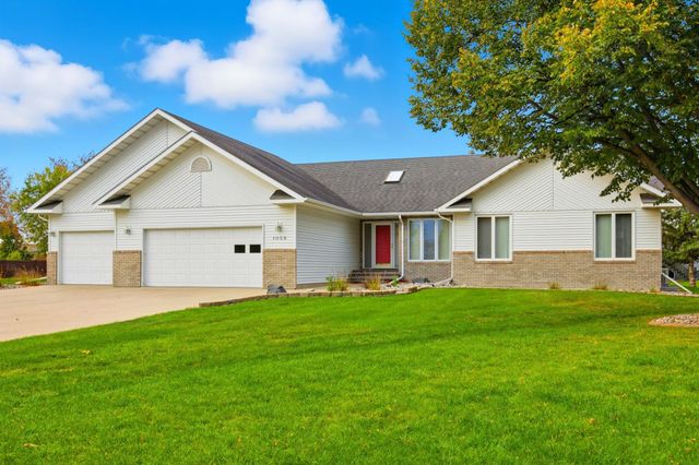1059 Sommerset Place, West Fargo, ND 58078