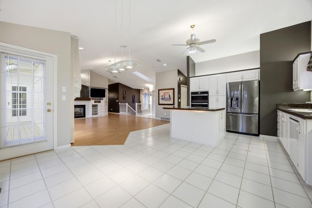 1059 Sommerset Place, West Fargo, ND 58078