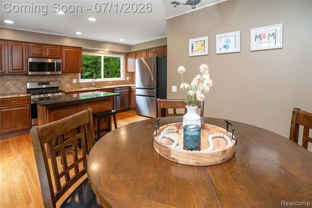 5441 Langlewood Drive, West Bloomfield, MI 48322
