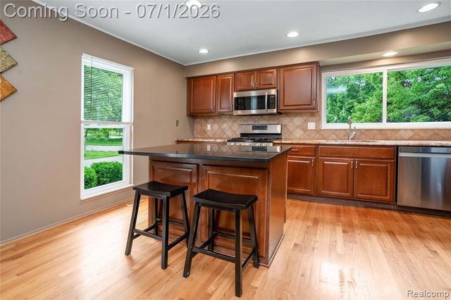 5441 Langlewood Drive, West Bloomfield, MI 48322