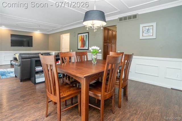5441 Langlewood Drive, West Bloomfield, MI 48322