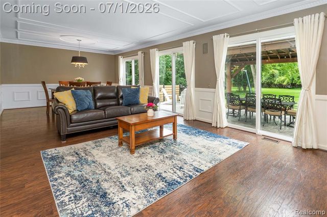5441 Langlewood Drive, West Bloomfield, MI 48322