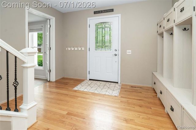5441 Langlewood Drive, West Bloomfield, MI 48322