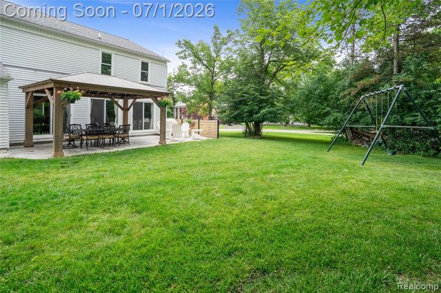 5441 Langlewood Drive, West Bloomfield, MI 48322