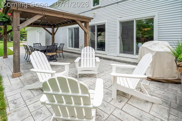 5441 Langlewood Drive, West Bloomfield, MI 48322