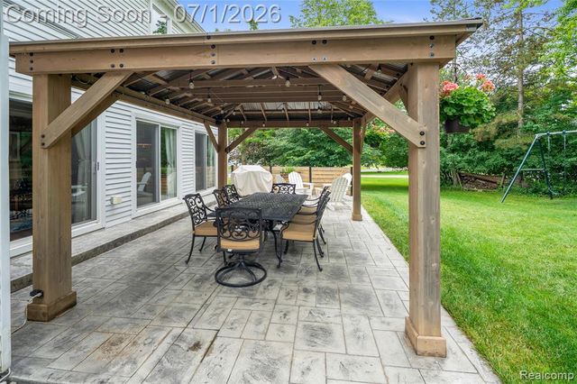 5441 Langlewood Drive, West Bloomfield, MI 48322