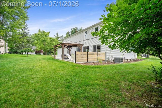 5441 Langlewood Drive, West Bloomfield, MI 48322