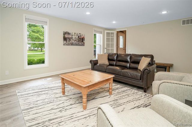 5441 Langlewood Drive, West Bloomfield, MI 48322