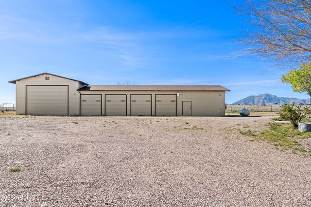 1445 S Table Mountain Road, Chino Valley, AZ 86323