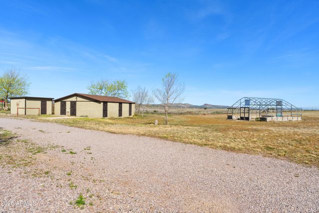 1445 S Table Mountain Road, Chino Valley, AZ 86323