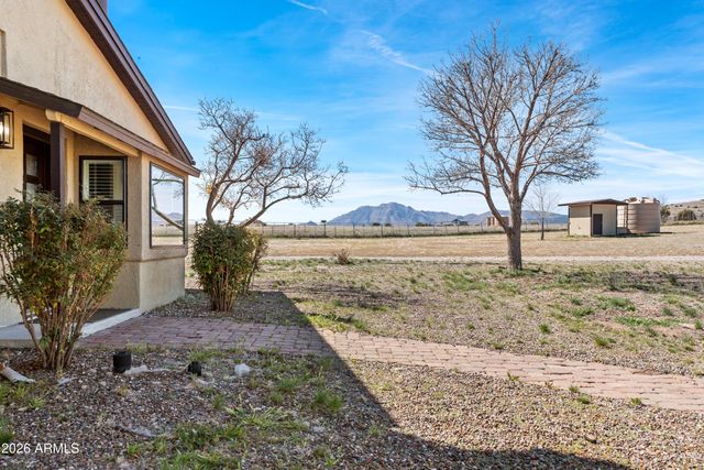 1445 S Table Mountain Road, Chino Valley, AZ 86323